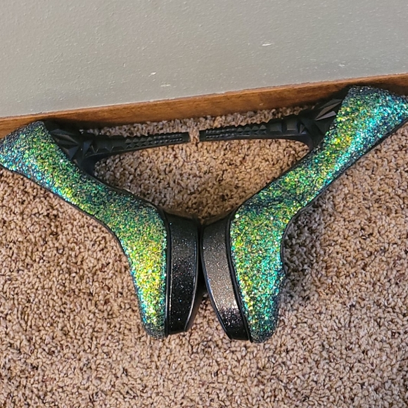 😍 🤤 green sequence glitter pump geometric heels - Picture 10 of 13